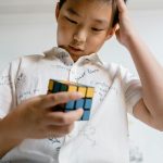 Bermain rubik